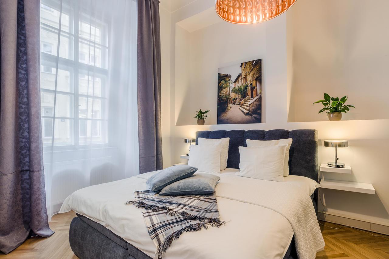 Royal Route Daire Prag